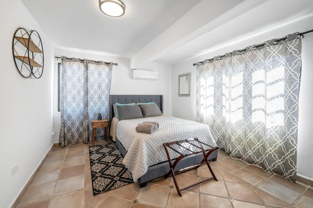 4 Bedroom Kikita Beach Villa Oceanfront W Pool Дорадо Экстерьер фото